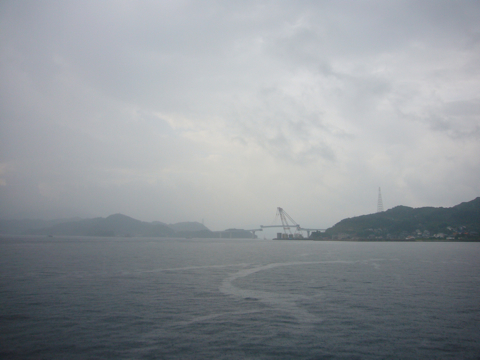 伊王島大橋の橋桁架設