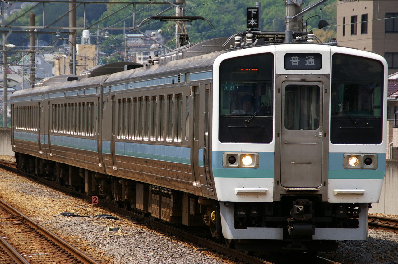 ウソ電 国鉄急行型電車 271系 長野色
