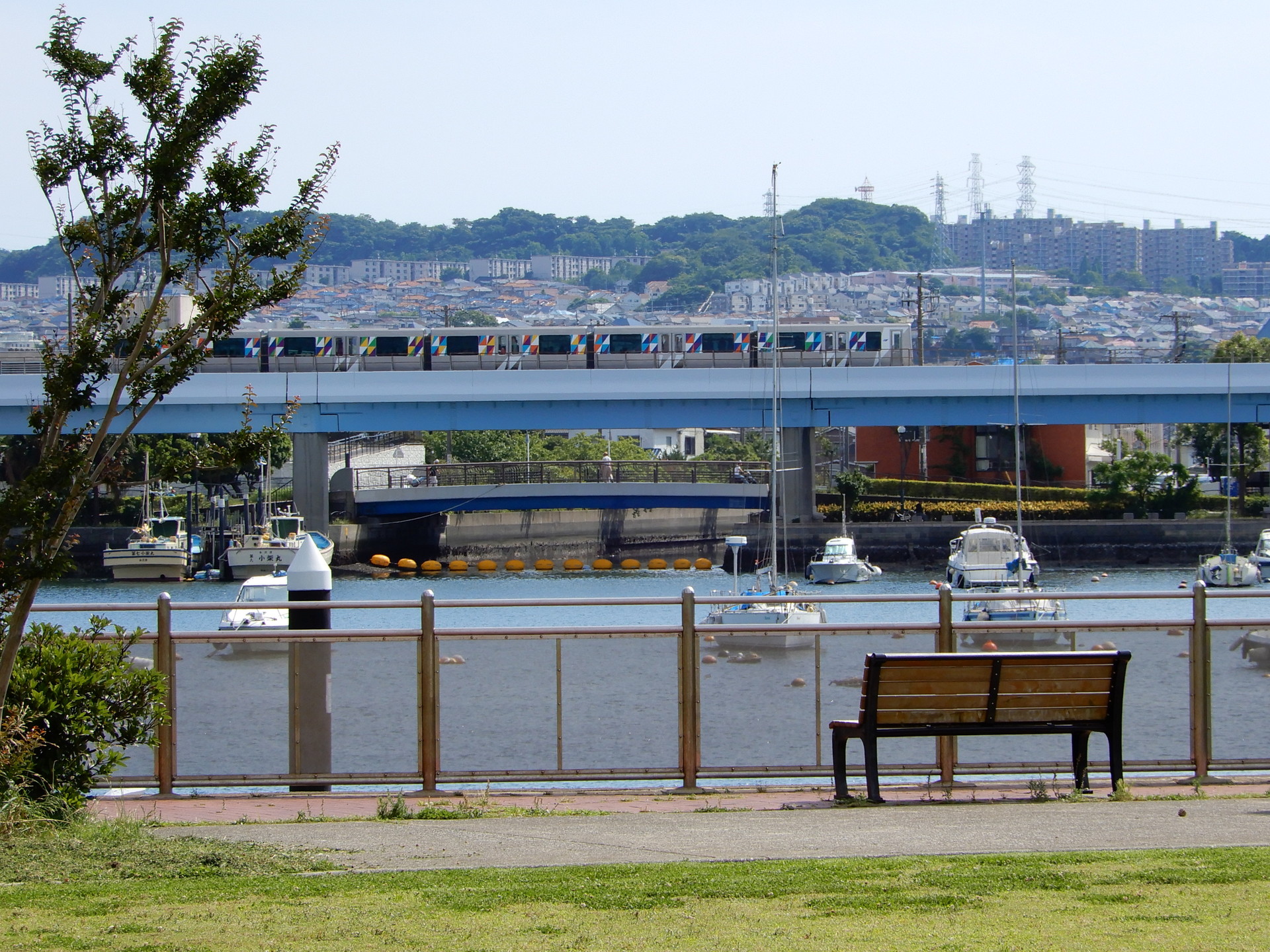 シーサイドライン 洲崎公園にて