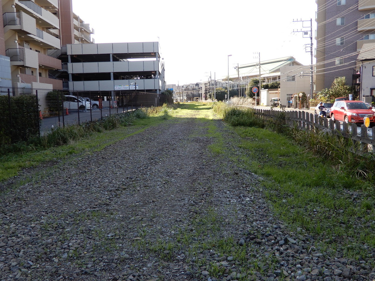 鎌倉武道館東側交差点の付近