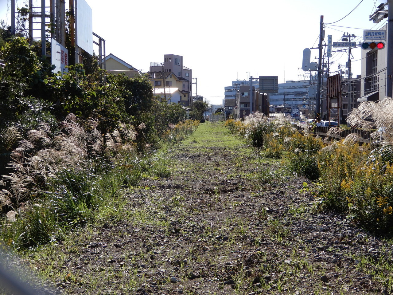 山崎跨線橋南交差点の手前