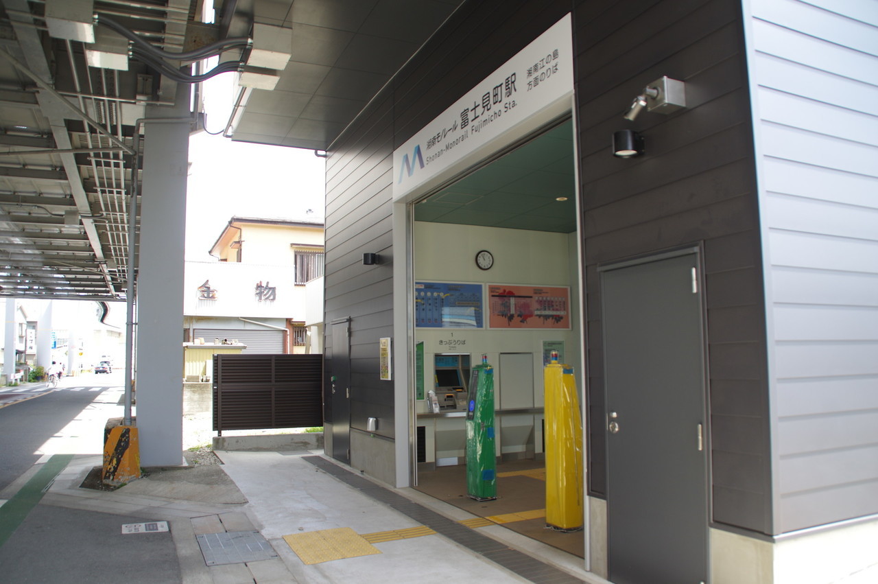 駅舎の入口