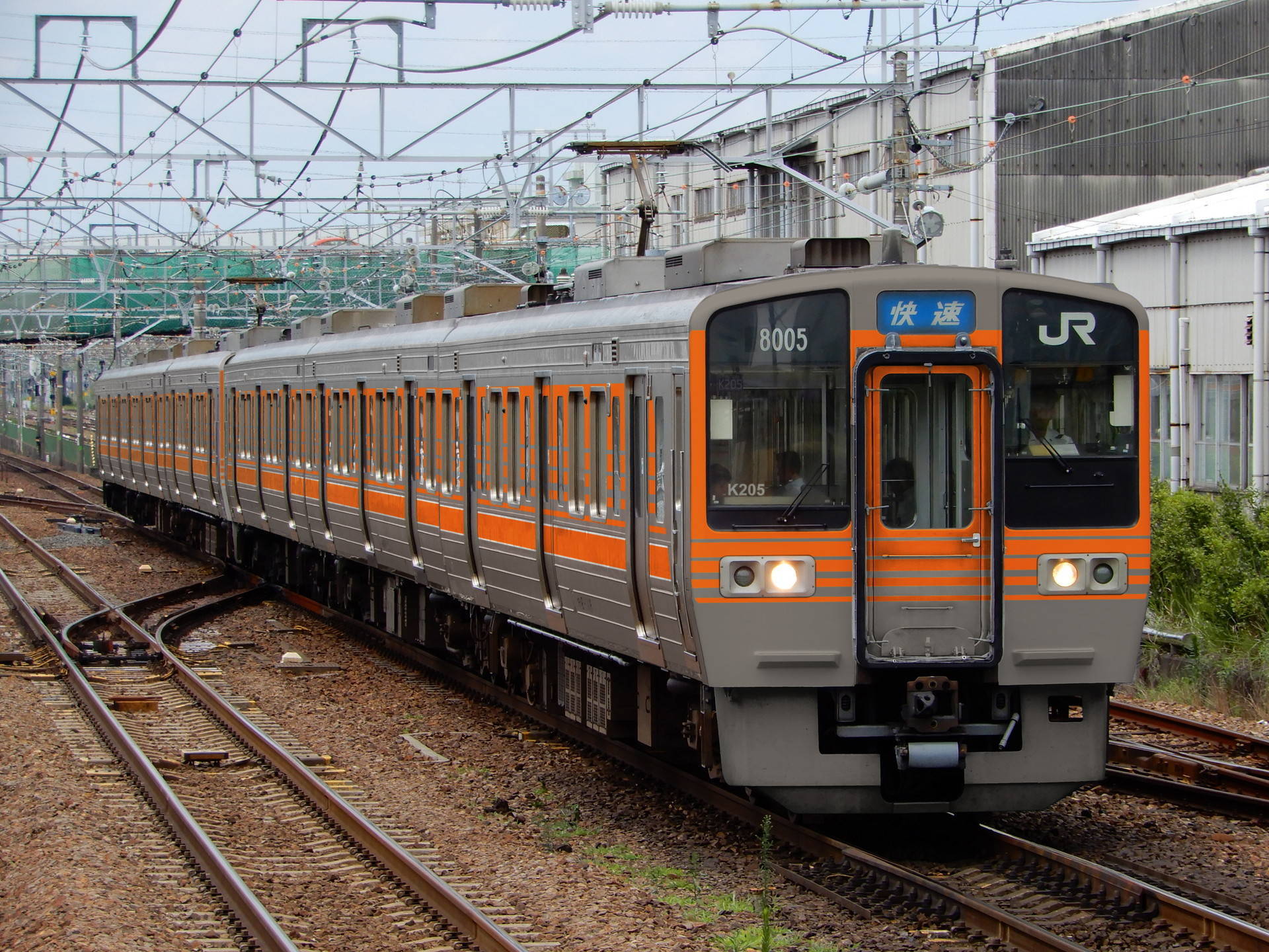 (使用例のウソ電)211系セントラルライナーのウソ電