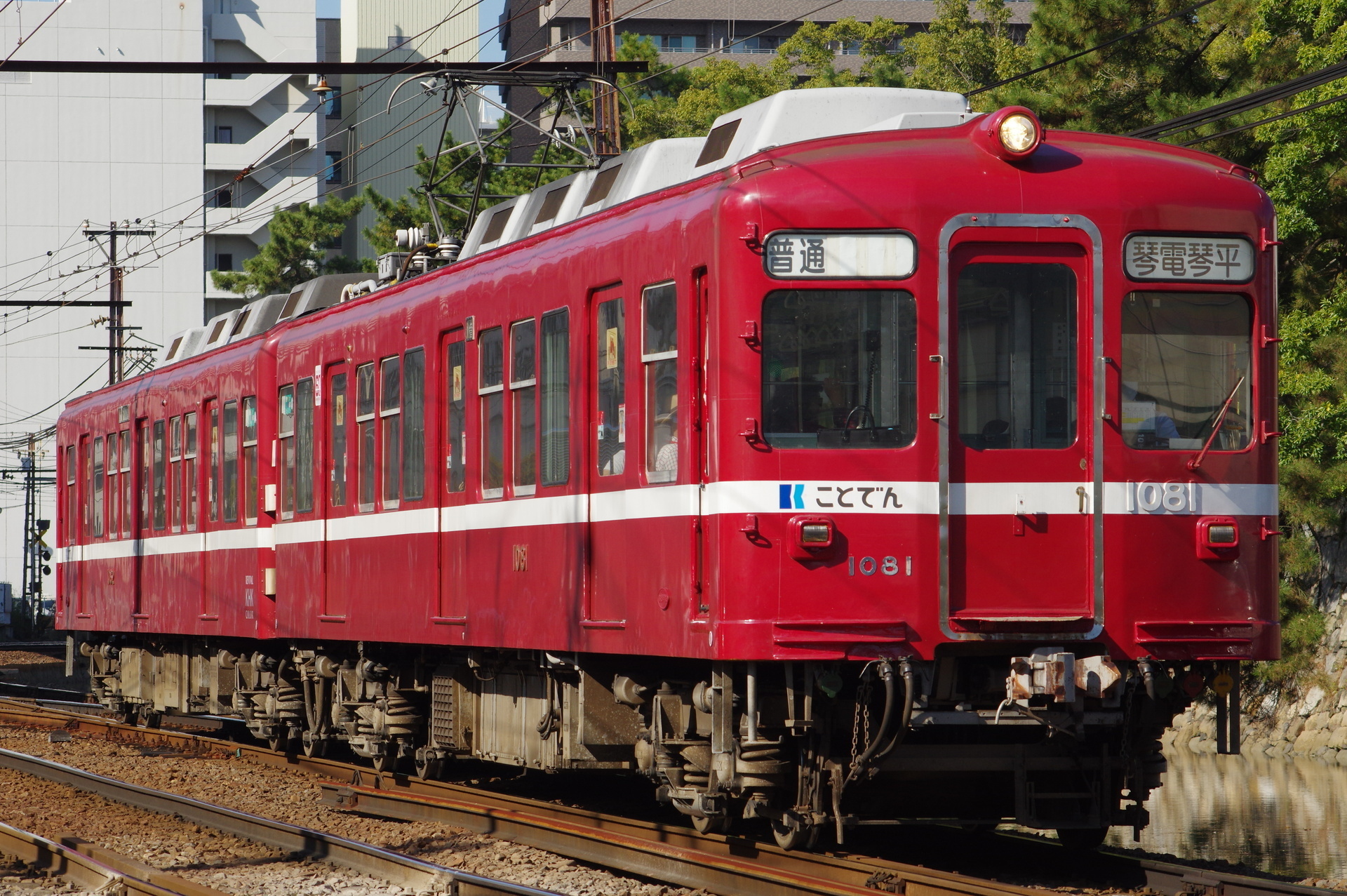 1081編成(還暦の赤い電車)