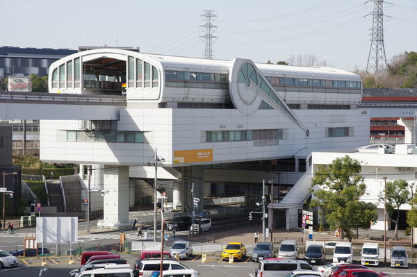 多摩センター駅の駅舎全体の様子