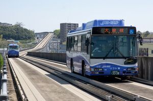 川村駅手前ですれ違うG-37号車