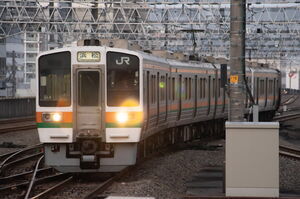 211系(LL4編成)