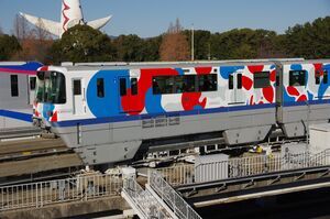 2614号車の側面(EXPO TRAIN 2025 大阪モノレール号)
