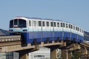 10000形(10041編成・開業時塗色ラッピング列車)