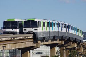 1091編成と2031編成の並び