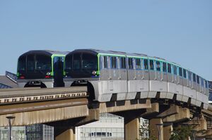 10051編成と10021編成の並び