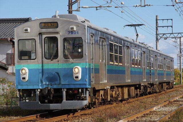 養老鉄道7700系のウソ電(伊豆急7000系)