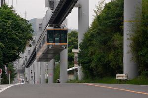 湘南モノレール5607編成