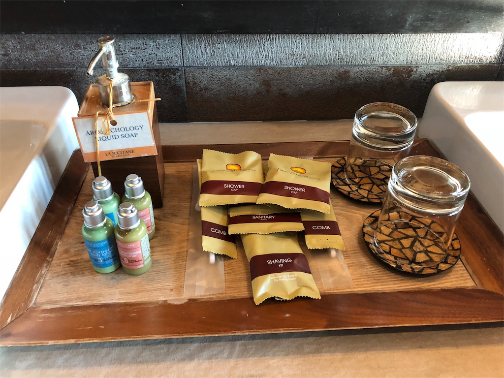 Two Seasons Coron Island Resort&Spa(ツーシーズン コロンアイランド リゾート&スパ)部屋紹介 Island Tip Bungalow アイランドチップバンガロー