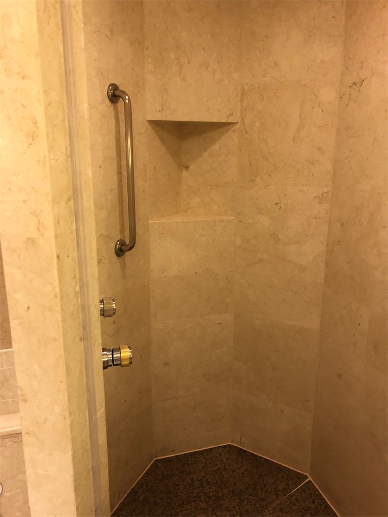 Makati Shangri-la Hotel Manila マカティシャングリラホテルマニラ