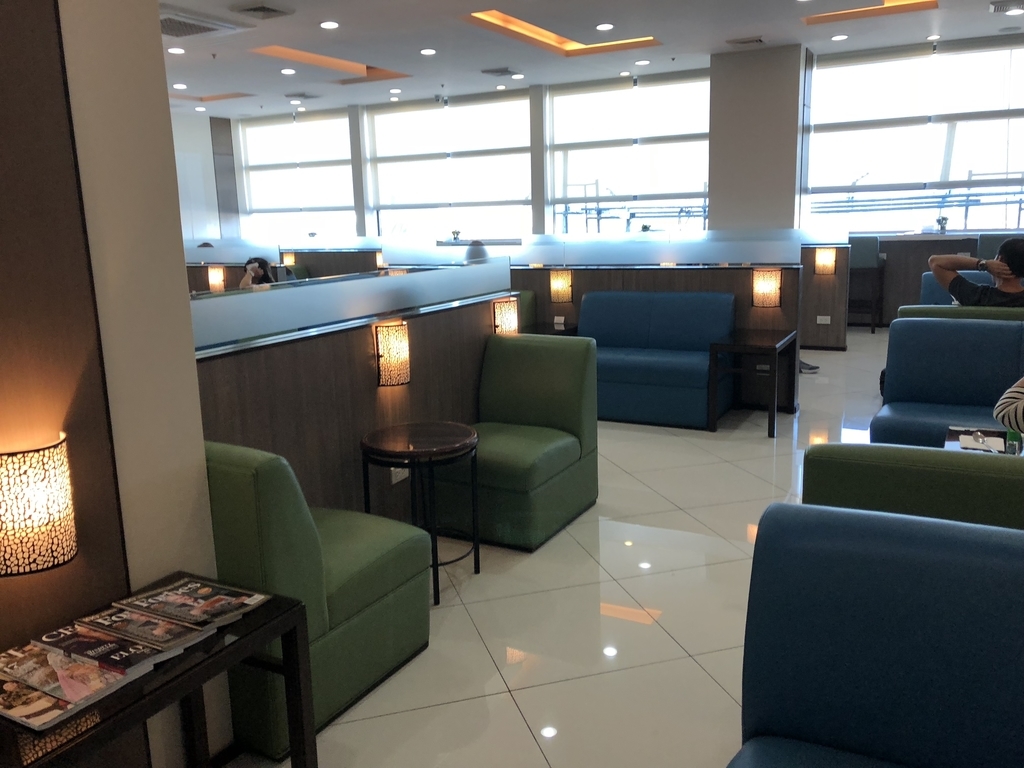 陸マイル タダ 飛行機 旅行 デメリット メリット 感想