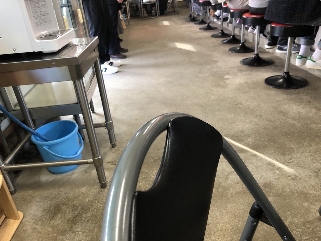 博多ラーメン 安全食堂 人気店 混雑