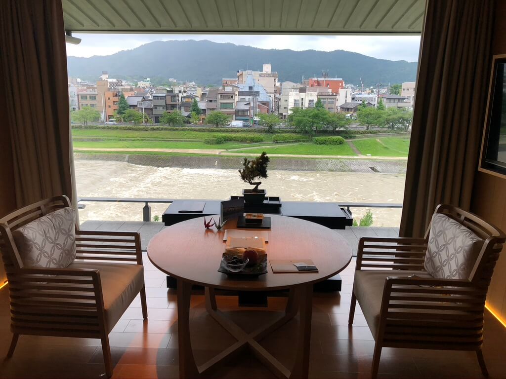 ãªããã«ã¼ã«ãã³äº¬é½ãspgamex ãã©ããä¼å¡ãã°ã©ã³ããã©ãã¯ã¹ã«ã¢ã¬ã¯ãªãã¼ãã¥ã¼ãæé£ãã³ãããcovid-19 ritzcarlton-kyoto