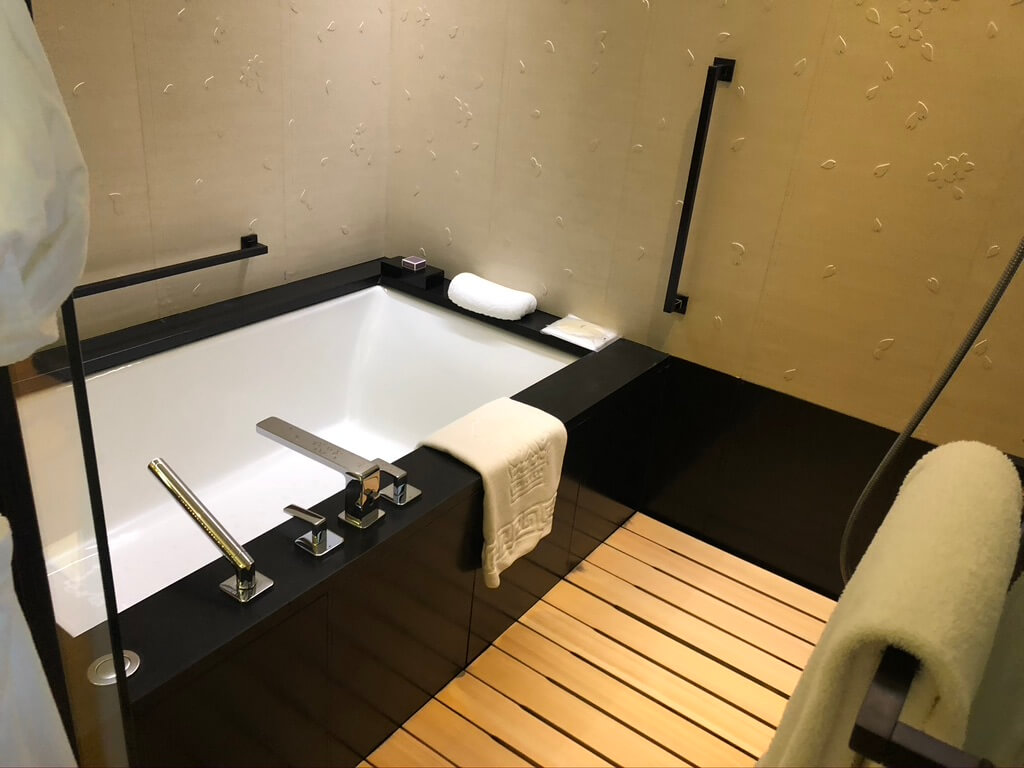 ãªããã«ã¼ã«ãã³äº¬é½ãspgamex ãã©ããä¼å¡ãã°ã©ã³ããã©ãã¯ã¹ã«ã¢ã¬ã¯ãªãã¼ãã¥ã¼ãæé£ãã³ãããcovid-19 ritzcarlton-kyoto