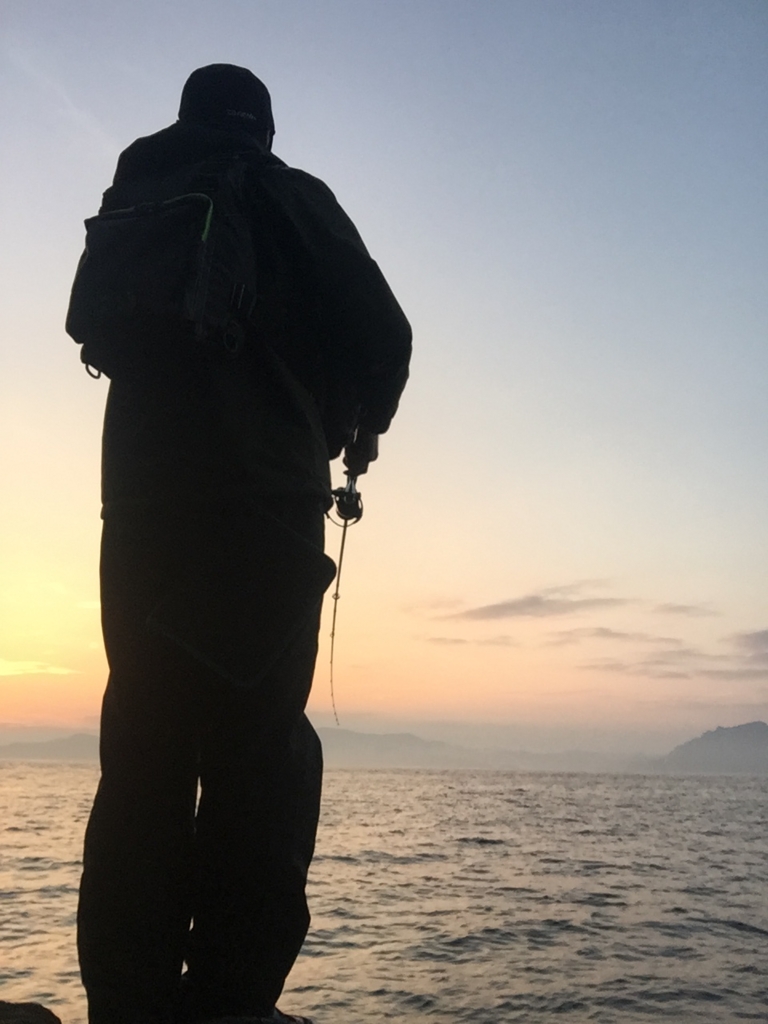 冬のエギング まだヒートテック着てるの 暖かい最強インナーはこれだ エギングで呼子 唐津 平戸方面で活躍してる集団のブログ