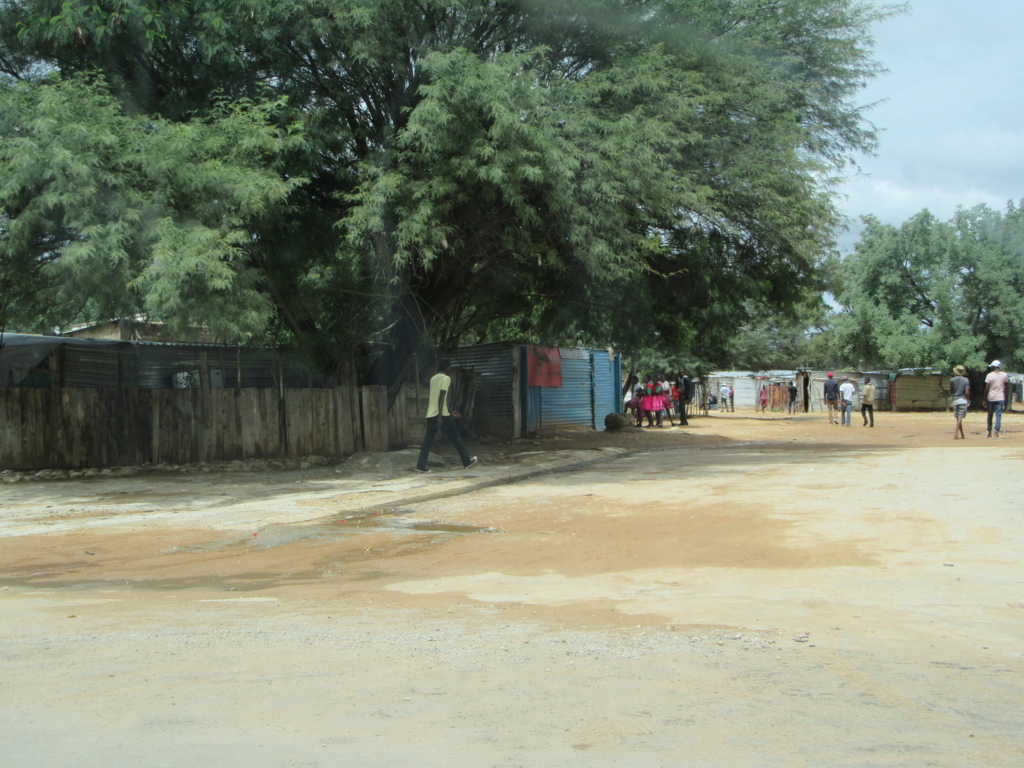 f:id:h283-namibia:20180329044951j:plain f:id:h283-namibia:20180329044951j:plain