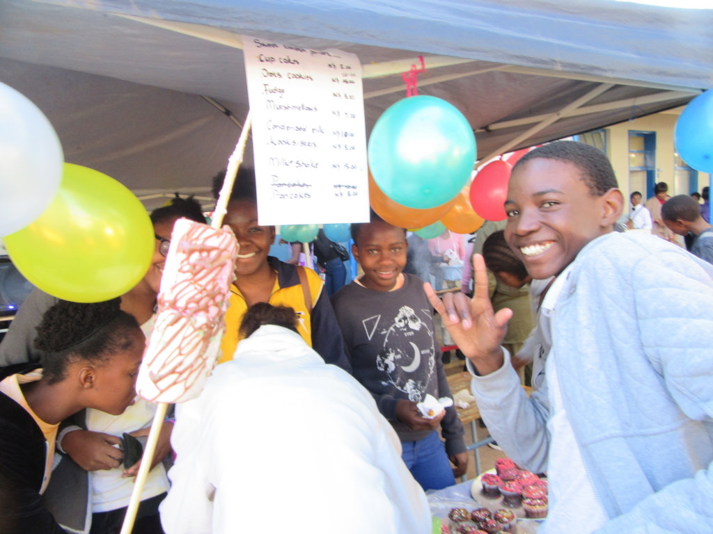 f:id:h283-namibia:20180630224756j:plain