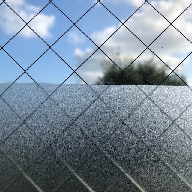 窓ガラスフィルム