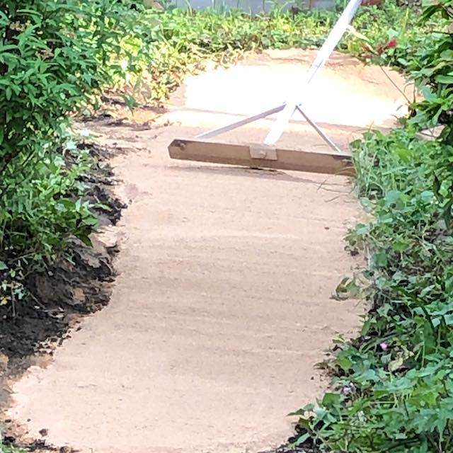 固まる土