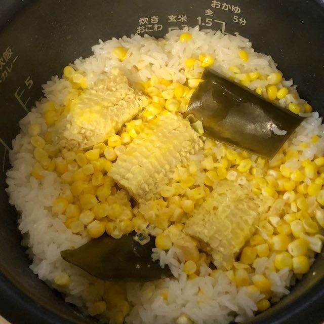 とうもろこしご飯