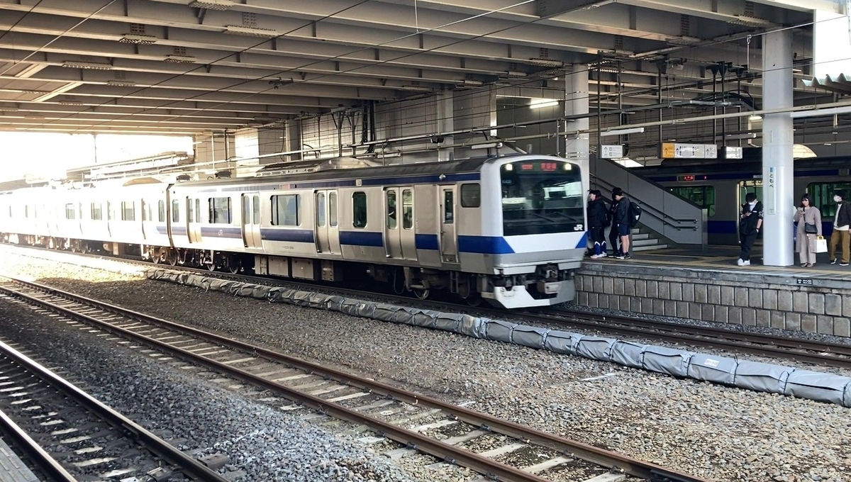 支払い期限26日まで有効 常磐線色とホワイトおまとめGENERATIONSさま分 JR東日本E653系、水色に - 勝田車両センターに戻り、10月から運用