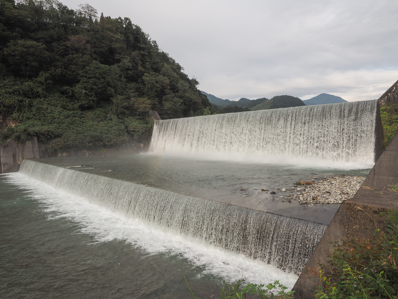 f:id:hachim:20161025235358j:plain f:id:hachim:20161025235358j:plain