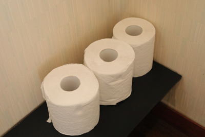 トイレットペーパー台