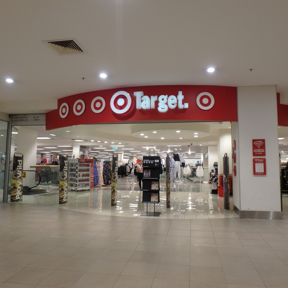 Target(ターゲット) オーストラリアでメルボルン、ブリスベン街歩き