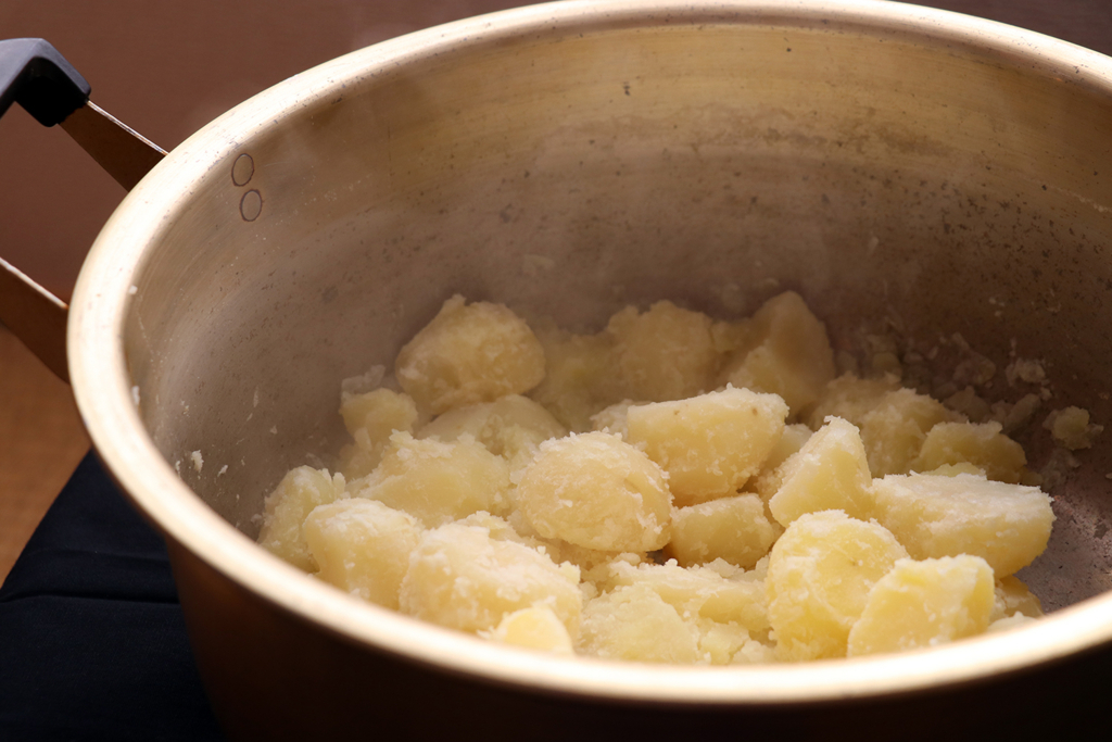 f:id:hadaka_denkyu:20180331134757j:plain f:id:hadaka_denkyu:20180331134757j:plain