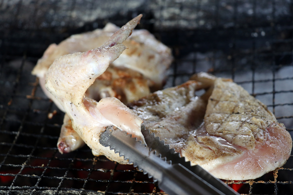 今年のbbqは鶏肉で その道のプロ 東千歳バーベキュー でコツを聞いてきた メシ通 ホットペッパーグルメ