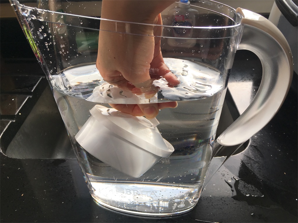 浄水器britaのレビュー 石灰入りの硬水の水道水が美味しい水になる コスパも良くておすすめです ロンドン生活の備忘録