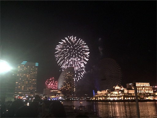 横浜開港祭17花火大会 インターコンチは思い出の場所 Hajimerie S Diary 横浜開港祭17花火大会 インターコンチは思い出の場所 Hajimerie S Diary
