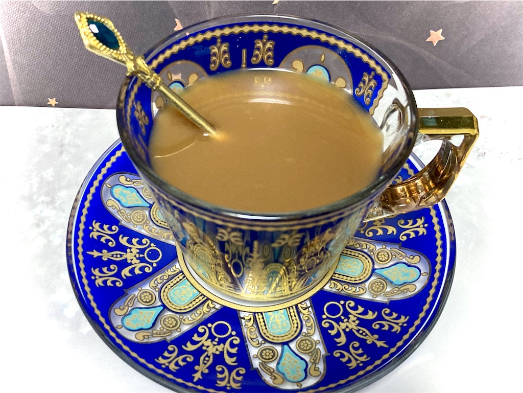トルコ製カップ&amp;ソーサー 青色 コーヒー（ミルク入り）