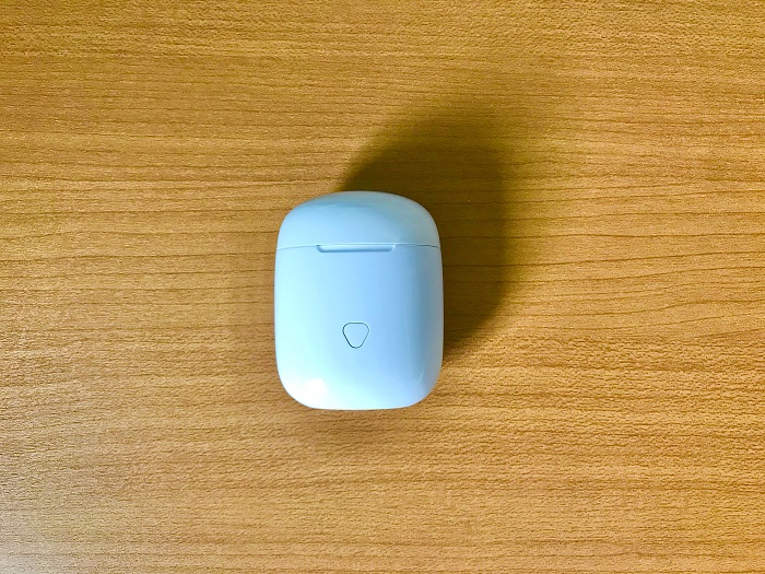 f:id:hakodigi:20200507181259j:plain 充電ケースの質感