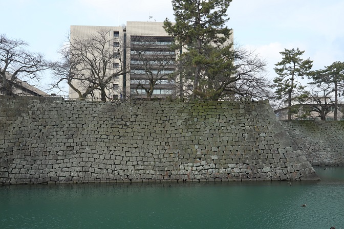 f:id:hakonegasaki523:20200402231720j:plain f:id:hakonegasaki523:20200402231720j:plain