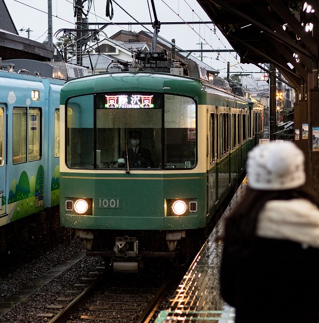 東京発の電車を使った日帰り旅行のイメージ写真