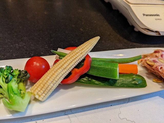 銀座の馬喰一代でしゃぶしゃぶランチを食べるイメージ写真