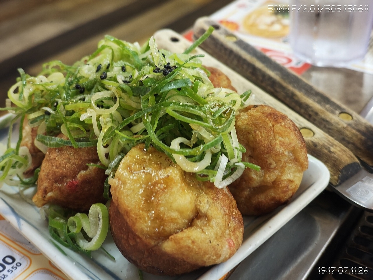 ごま油の香りが香ばしいたこ焼き