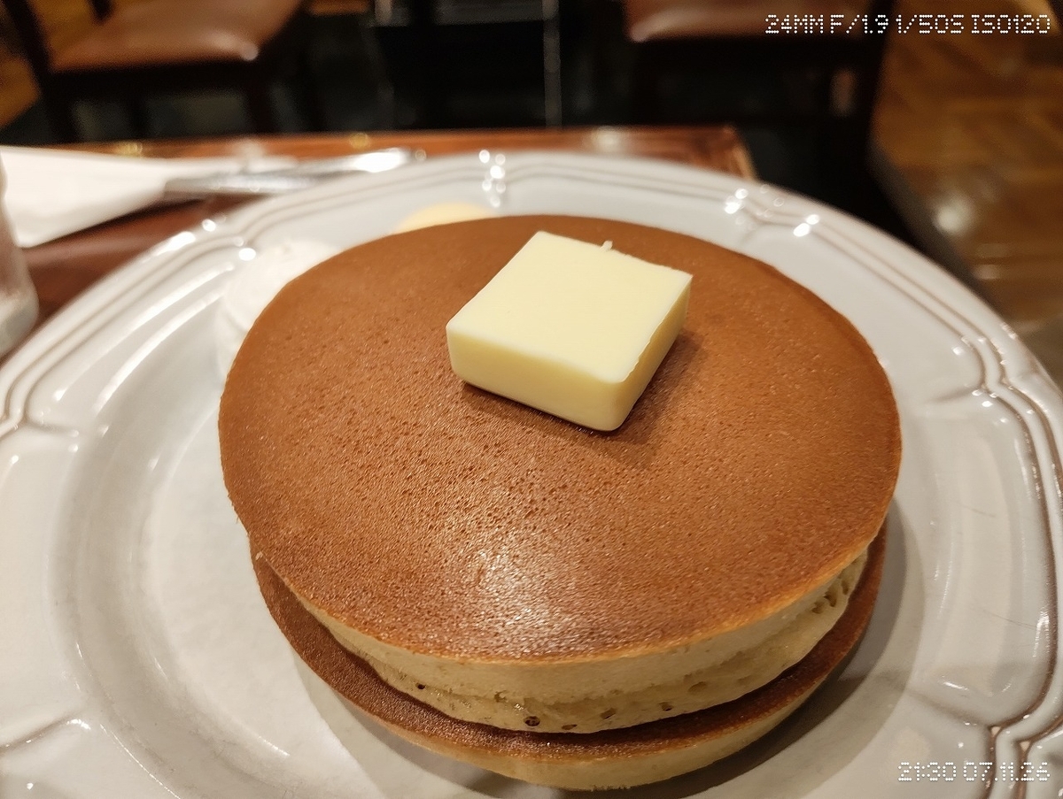 大阪の珈琲館のパンケーキの写真