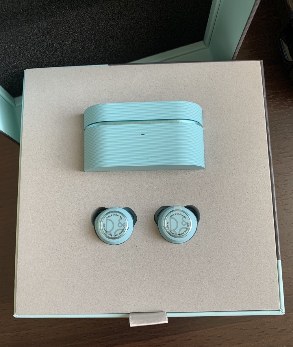 [値下げ新品未開封] B&O E8 sports Bang & Olufsenの「E8 Sport」を聴く、ほぼ4万円の高級スポーツ