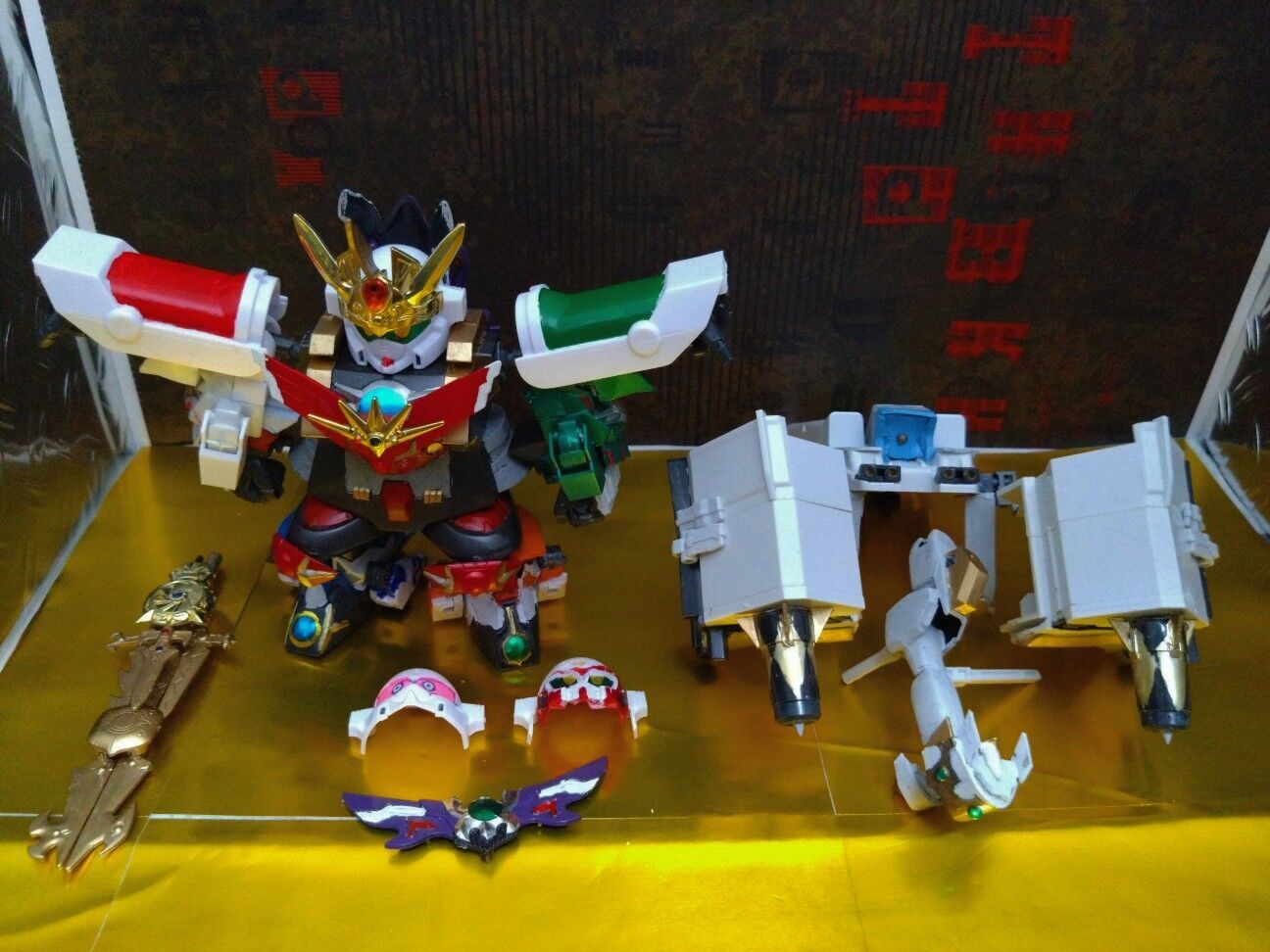 ジェネシスブレード　超機甲神ガンジェネシス SDガンダム外伝』待望の“超機甲神ガンジェネシス”が再現できる