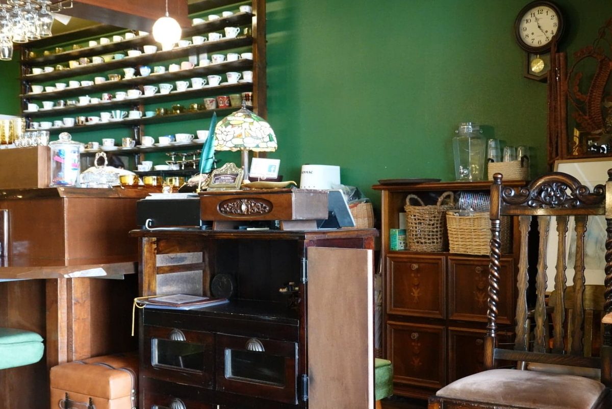 喫茶アンバー 内観