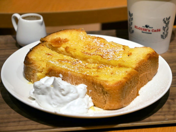 横浜ハンマーヘッド　エロイーズカフェ　フレンチトースト