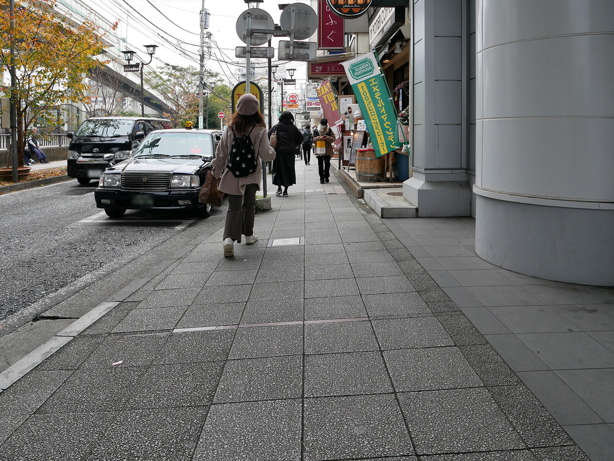 JR石川町駅（元町口）