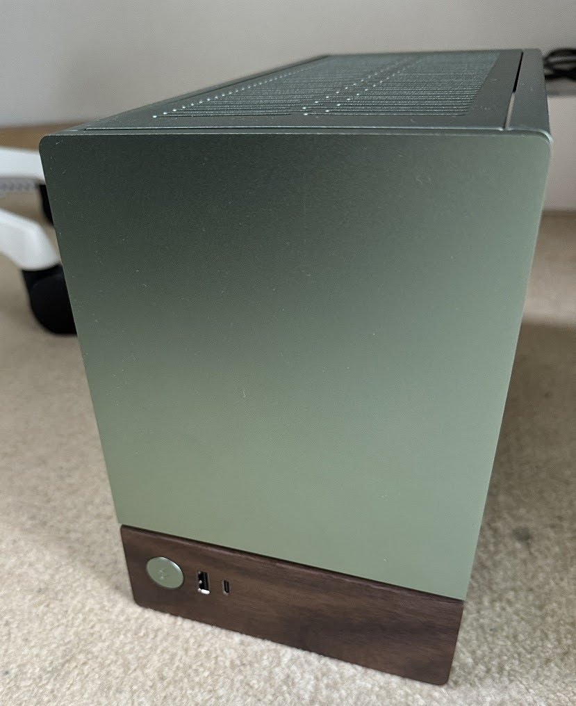 Fractal Design Terra Jade PCケース ヒスイ Amazon | Fractal